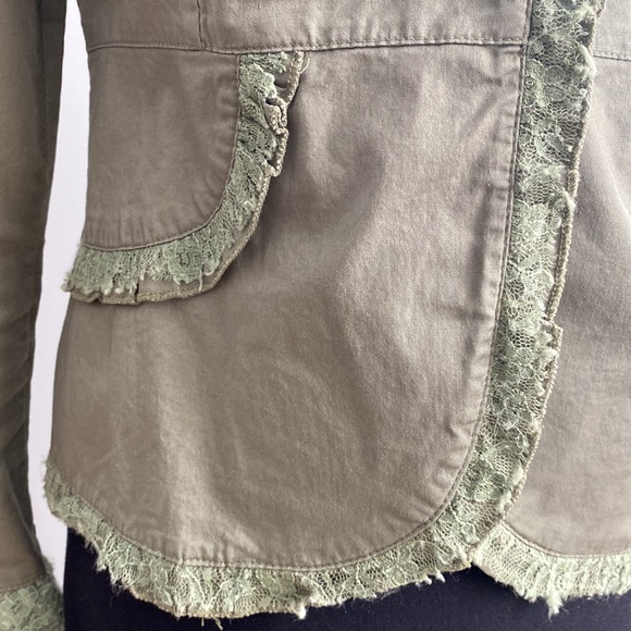 Vintage MOA Fitted Blazer with Funky Lace Detail - Picture 2 of 8